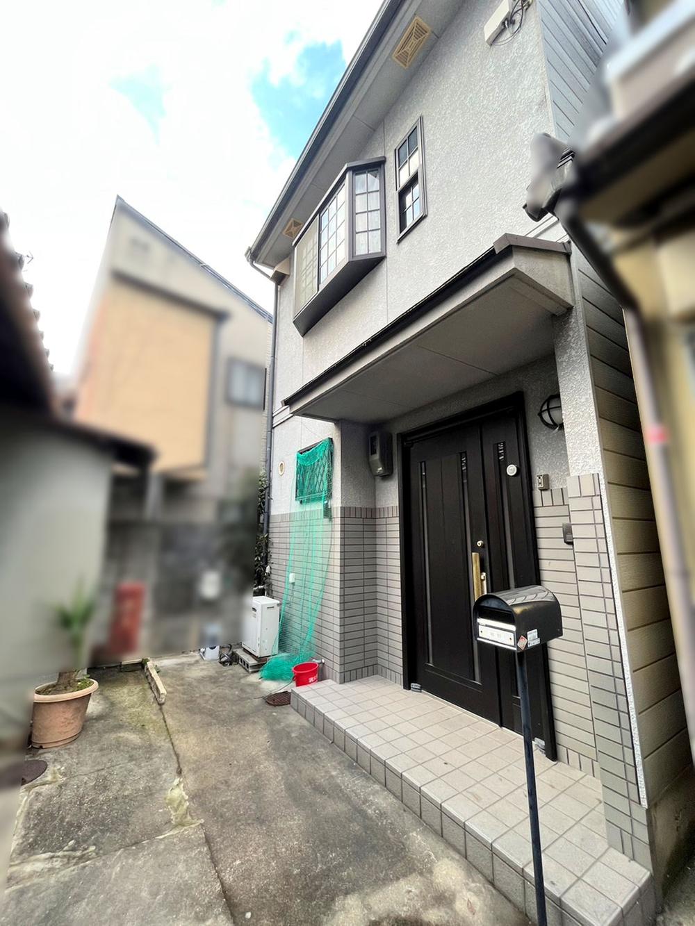 Yoshida Shimoadachicho 3Story House near Demachiyanagi sta., and