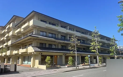 Condo Apartment, PORTE DE OKAZAKI Unit 407, near Heian Jingu Shrine, for Sale in Sakyo Ward