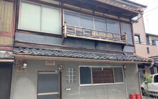Bokehara-cho Non-Renovated Kyo-Machiya House, for Sale in Kamigyo Ward