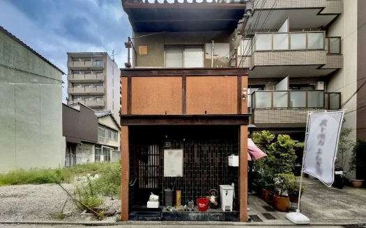 Nunoya-cho Kyo-Machiya near Subway Gojo Station, for Investment, in Shimogyo Ward