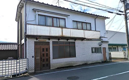 Narutakihonmachi House with Parking Space and Storage Room, for Sale in Ukyo Ward