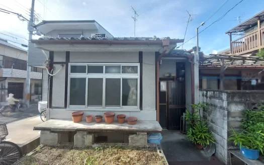 Hachijo-Uchida-cho One-Story Kyo-Machiya House, for Sale in Minami Ward