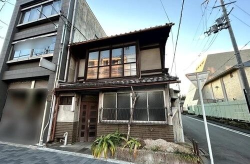 Higashisakura-cho Land with Existing House on Kawaramachi Street, for Sale in Kamigyo Ward