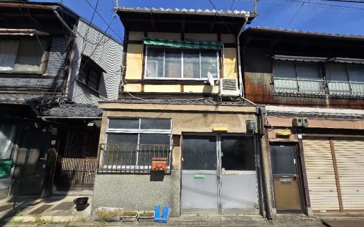 Nakano-cho Land with Exsting House on Ogawa Street, for Sale in Nakagyo Ward