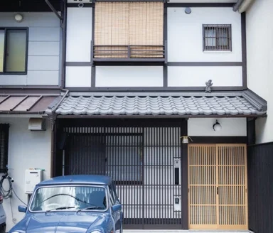 Yoshida Nakaoji-cho Kyo-Machiya House with Car Garage near Yoshida Shrine, for Sale in Sakyo Ward