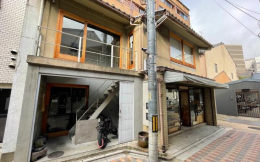 Commercial Property on Corner Lot, for Investment, for Sale inSendo-cho, Shimogyo Ward
