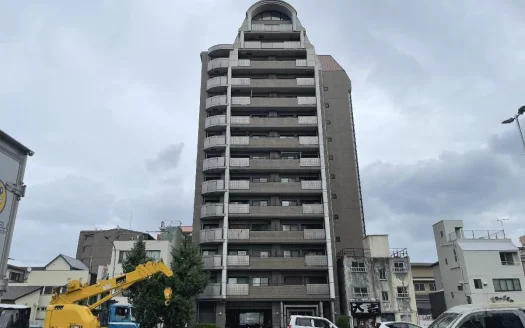 Condo Apartment Gran Citio Kyoto Shijo Corner Unit on 11F in Central Kyoto, for Sale in Shimogyo Ward