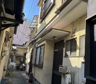 Tsukinuke 2-chome House near JR Umekoji-Kyoto-Nishi Station, for Sale in Shimogyo Ward