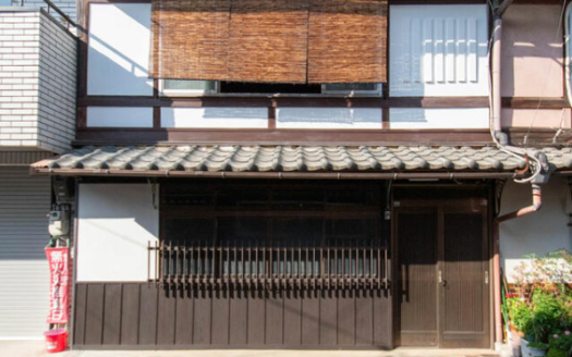 Murasakino Shimokashiwano-cho Kyo-Machiya House, for Sale in Kita Ward