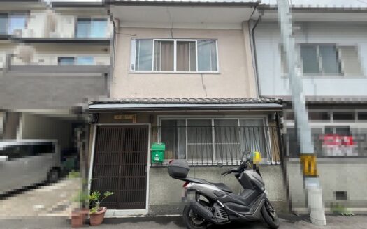 Kosaka-cho Kyo-Machiya House near JR Tanbagushi Station, for Sale in Shimogyo Ward