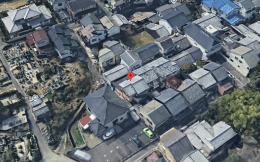 Fukakusa Yabunouchi-cho House near Fushimi Inari Shrine, for Sale in Fushimi Ward