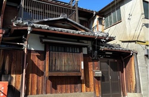 Taishogun Kawabata-cho Kyo-Machiya House near Kitano Temmangu Shrine, for Sale in Kita Ward
