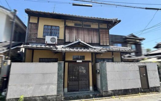 Shimogamo Nakakawara-cho Kyo-Machiya House, for Sale in Sakyo Ward