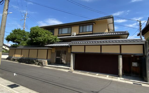 Charming Renovated House in Uji City, Kyoto – Sunny Corner Lot Near JR & Keihan Uji Stations
