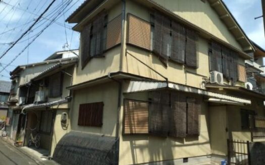 Daimon-cho Land with Existing House, for Sale in Sakyo Ward