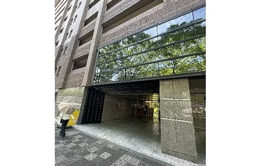 Condo Apartment Cosmo City Oike Tominokoji Unit 902, for Sale in Nakagyo Ward