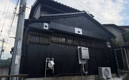 Renovated Machiya on Corner Lot, near JR Otsu Station, for Sale in Asahigaoka 1-chome, Otsu City